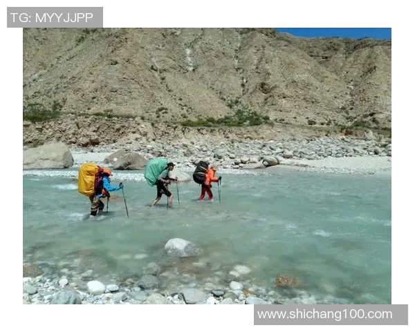 重庆极限运动队的精神探索与团队意识的深度剖析 重庆极限运动队的精神探索与团队意识的深度剖析